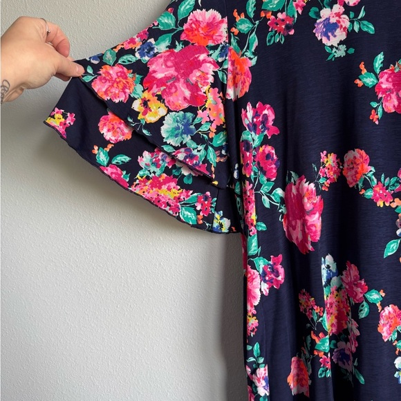 Floral Elegance Black Mini Dress - Picture 2 of 4